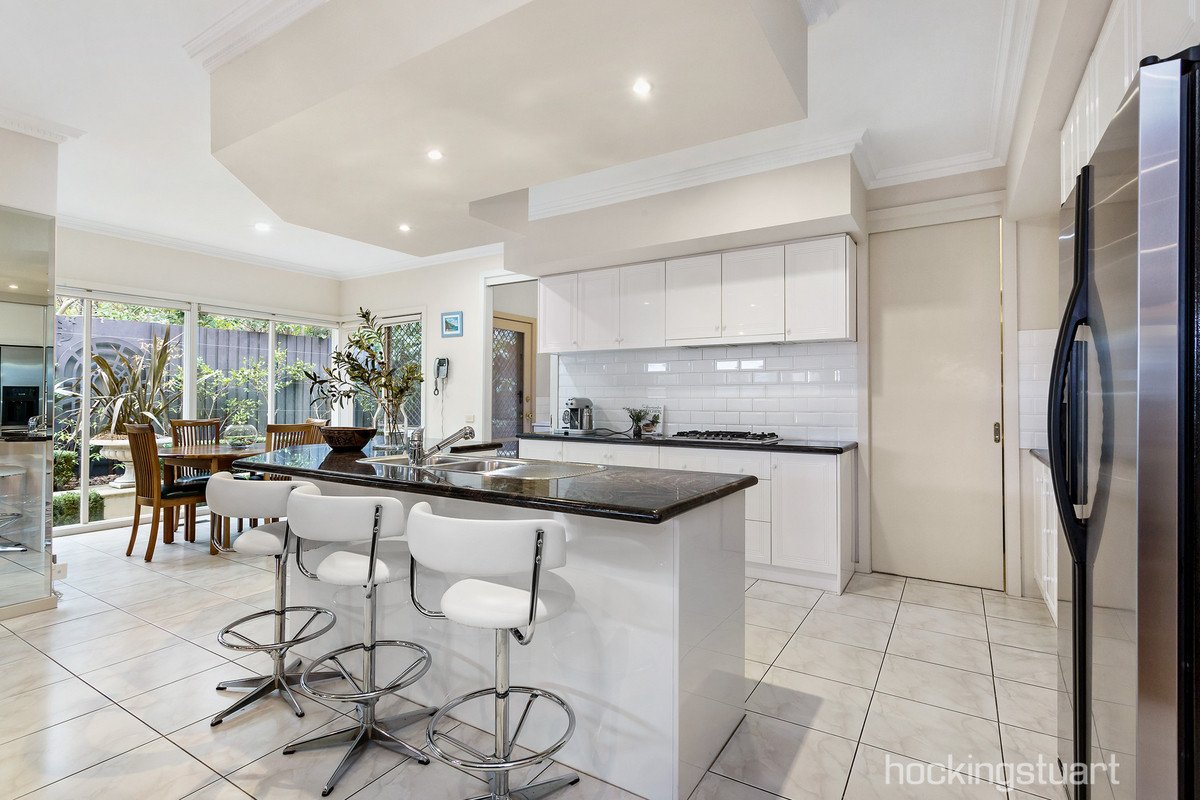 43 Kenny Street, Balwyn North image 7