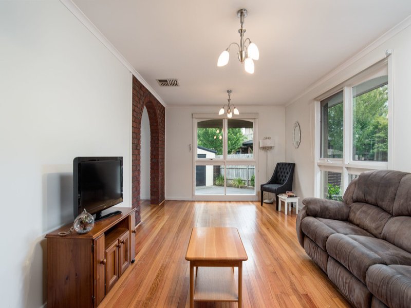 43 Landstrom Quadrant, Kilsyth image 3