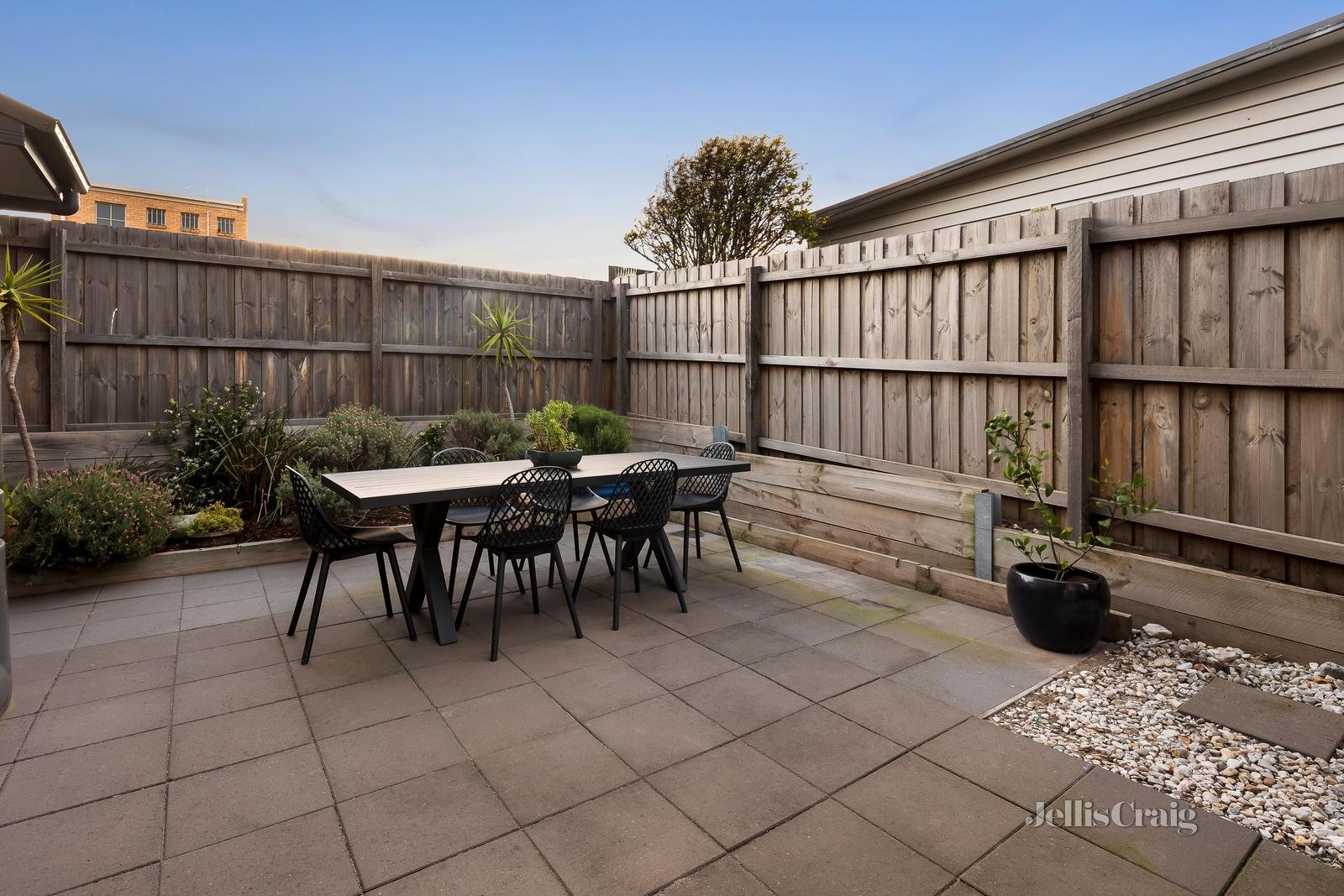 4/3 Lincoln Parade, Aspendale image 10