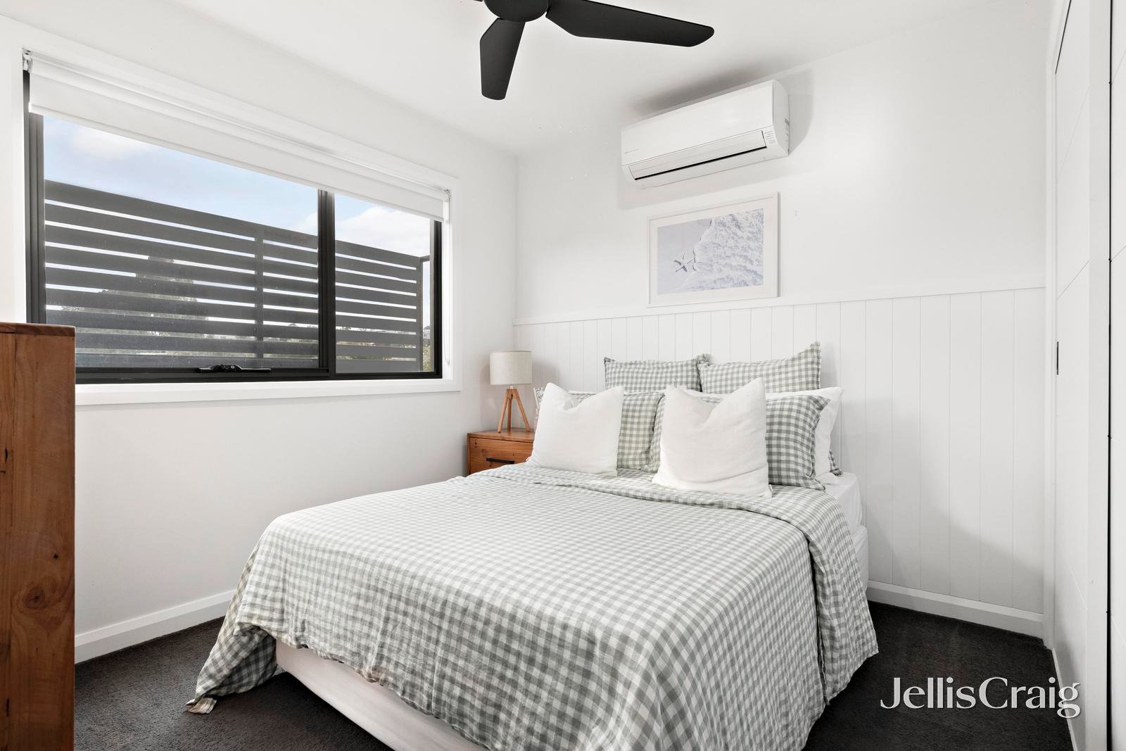 4/3 Mccracken Avenue, Pascoe Vale image 5