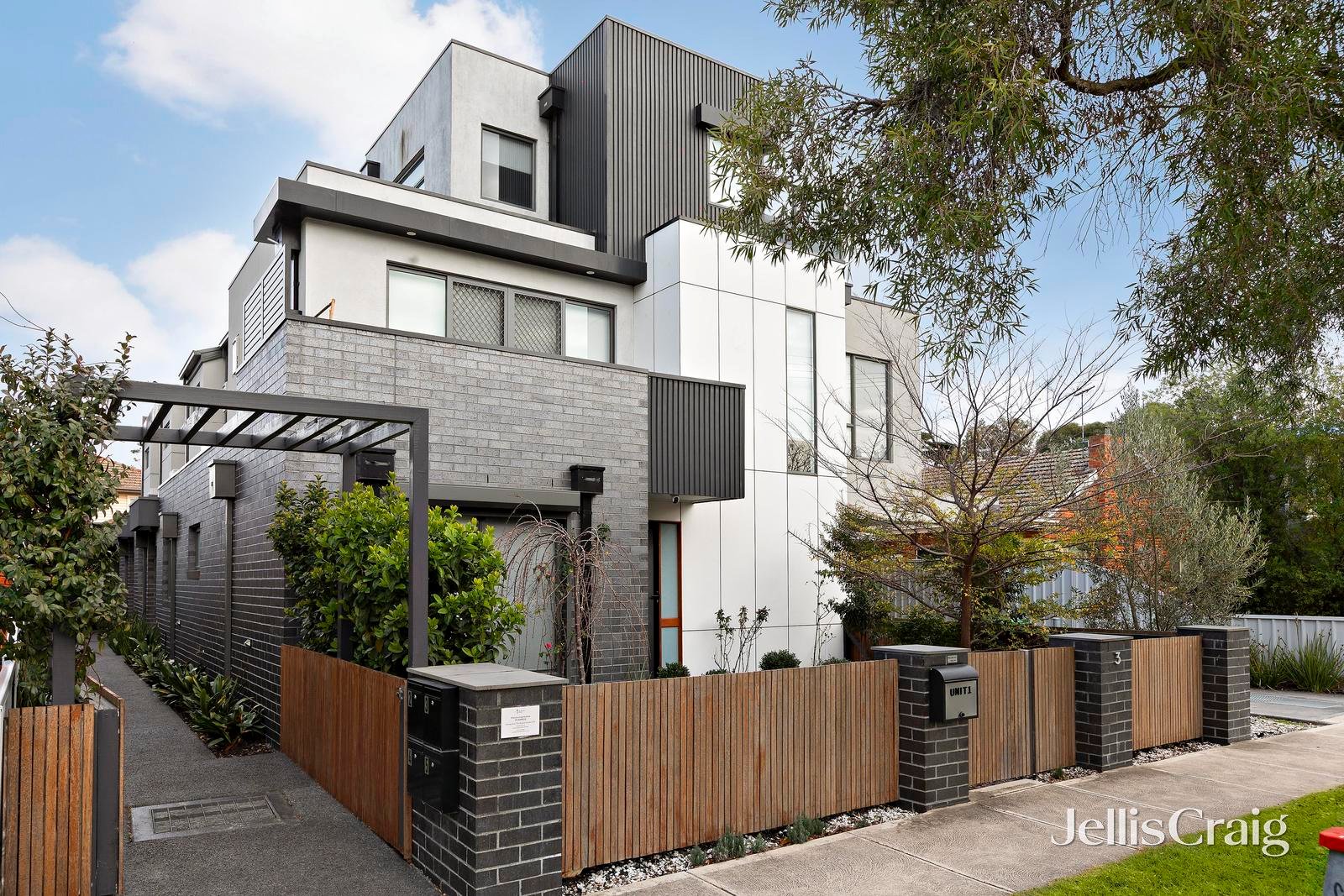 4/3 Mccracken Avenue, Pascoe Vale image 10