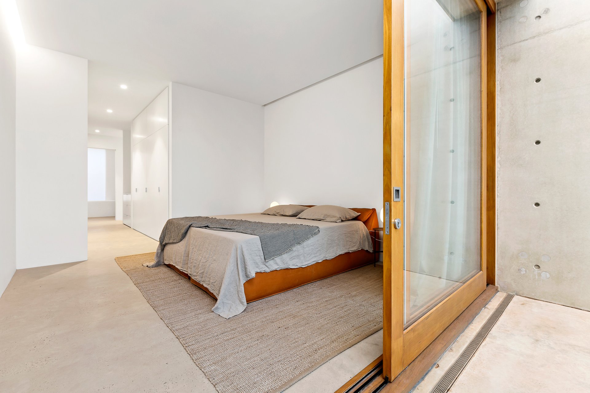 Property Gallery Thumbnail 8