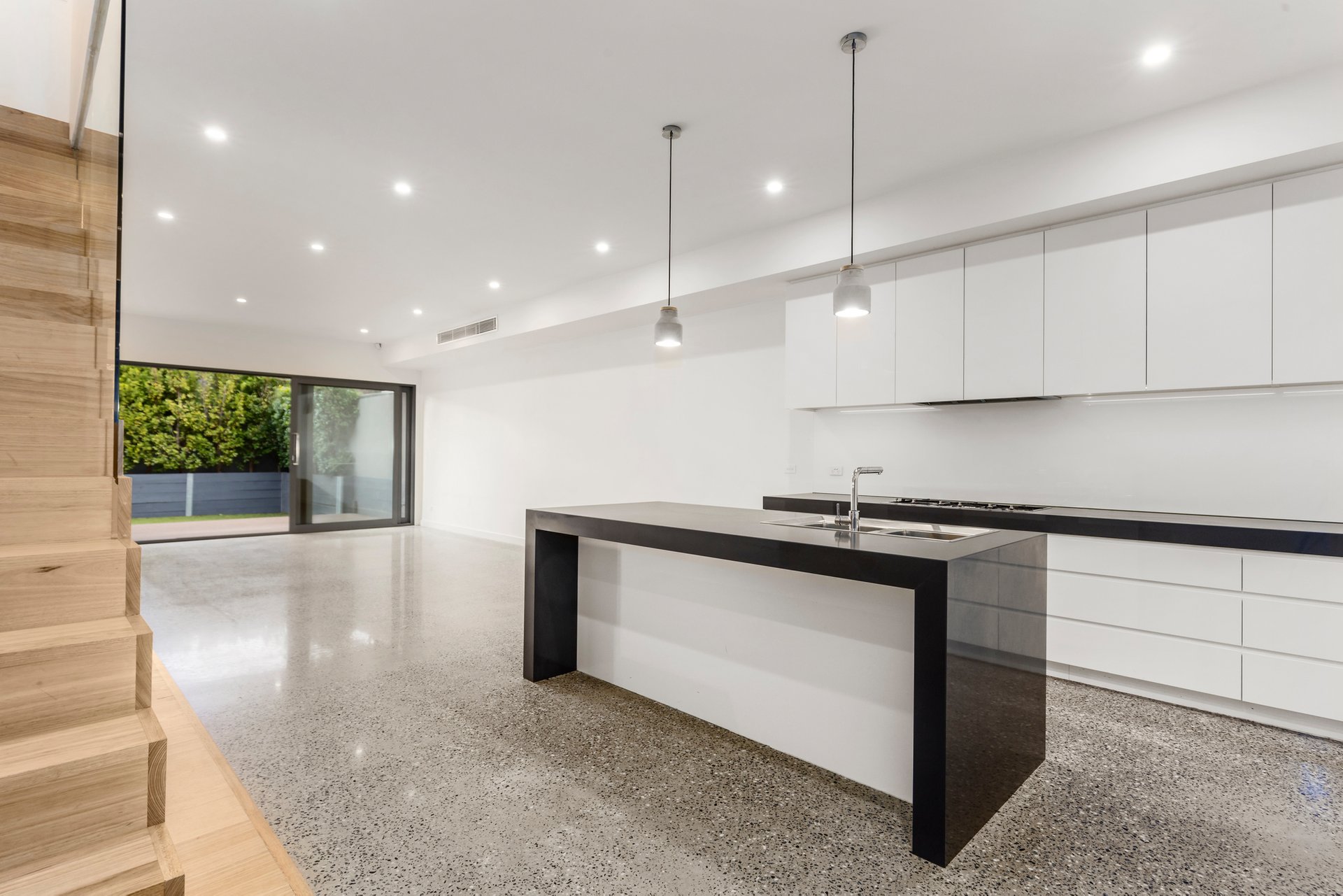 Property Gallery - Main Image