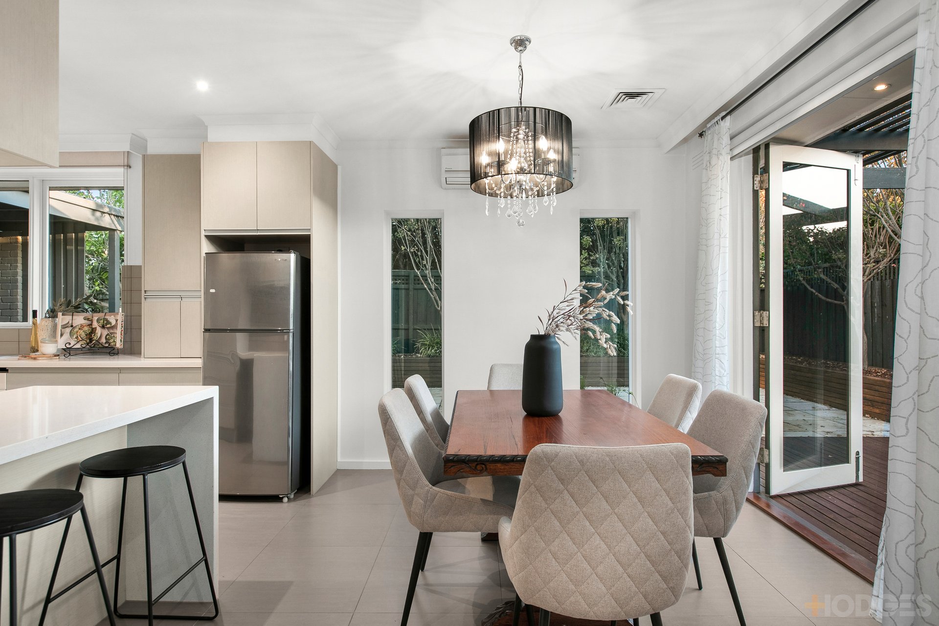 4 / 3 Oak Grove Brighton