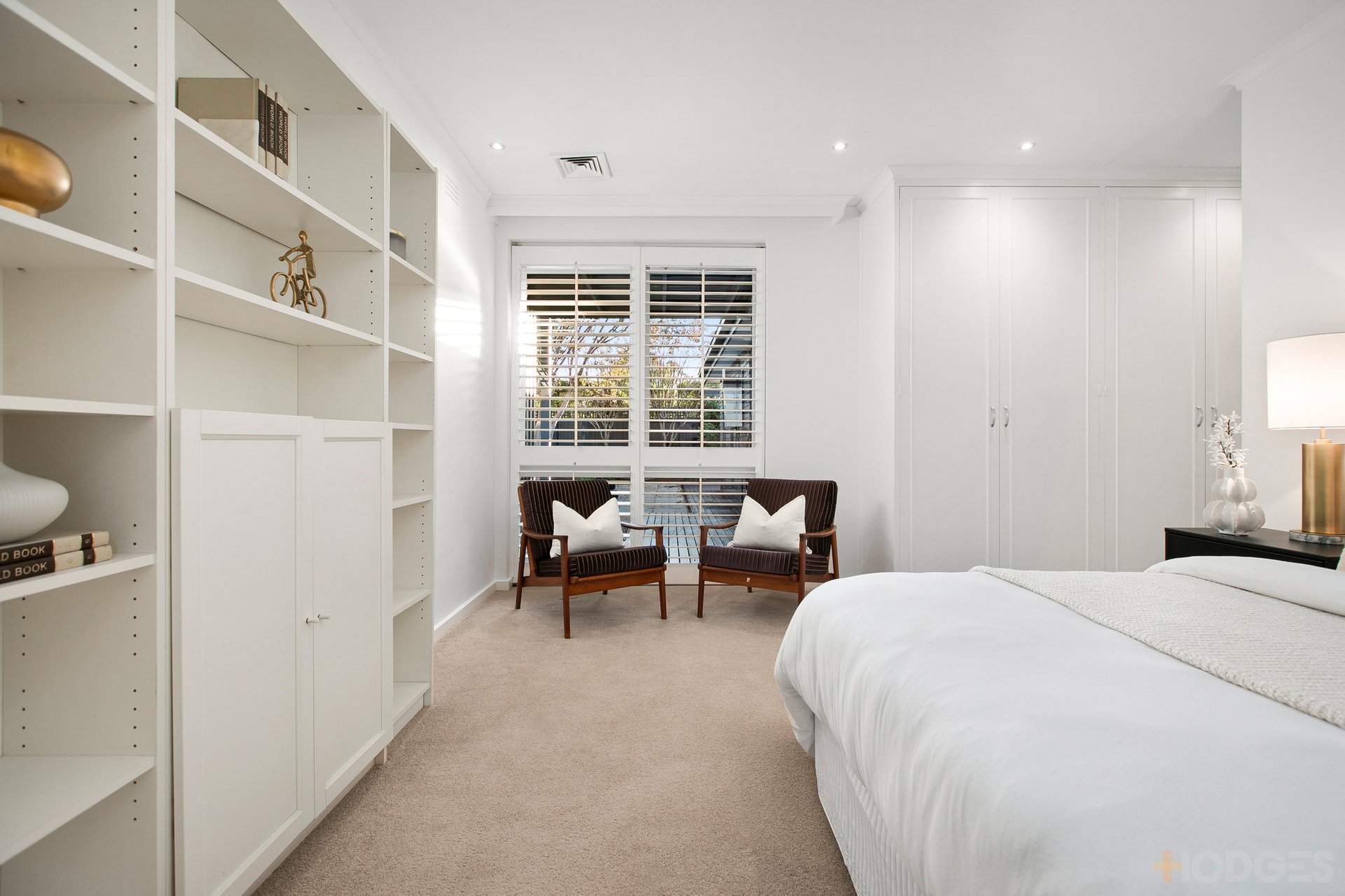 4 / 3 Oak Grove Brighton