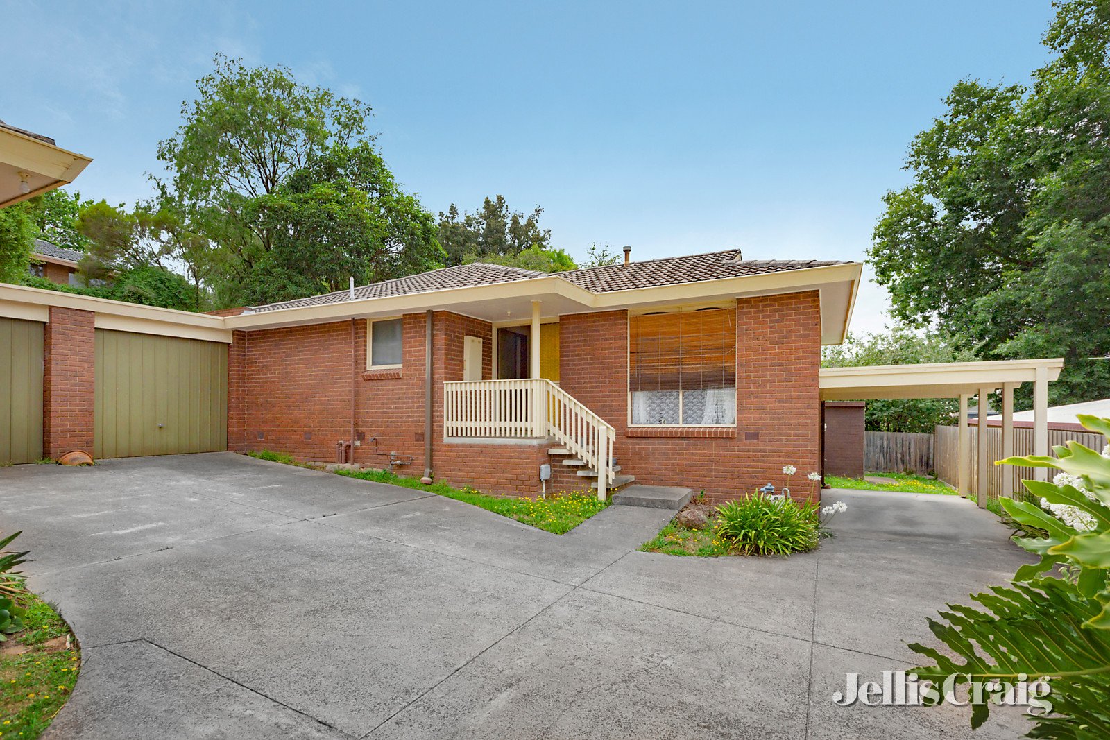 4/3 Orchard Grove, Heathmont image 1