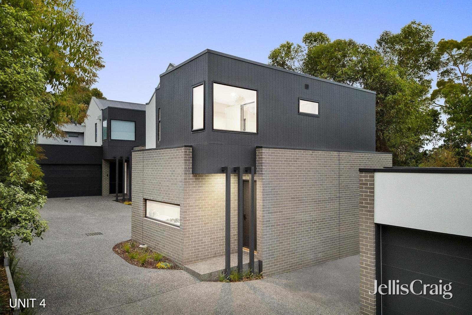 4/3 Ross Road, Croydon image 1