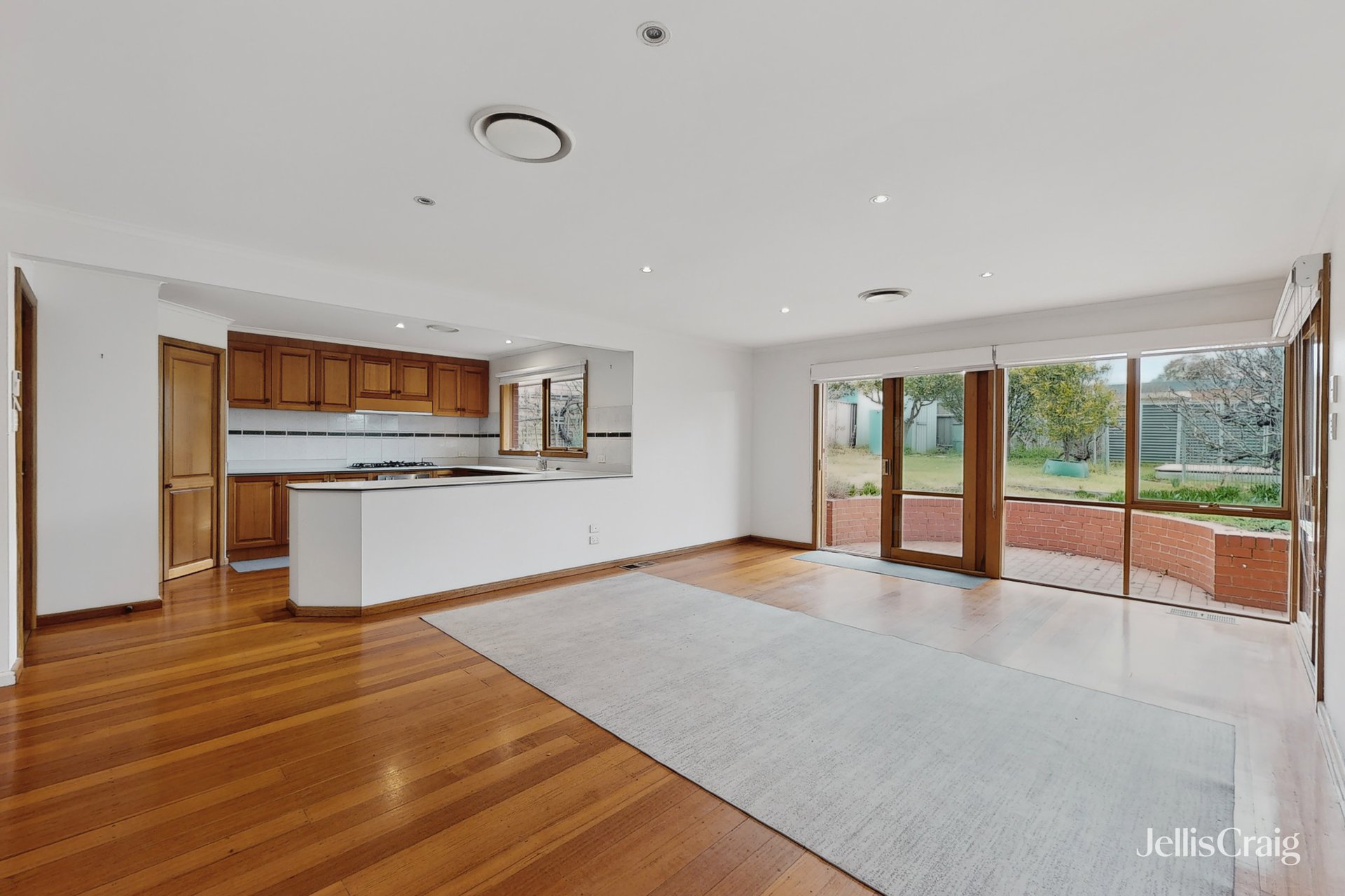 43 Ruby Street, Essendon&nbsp;West image 3