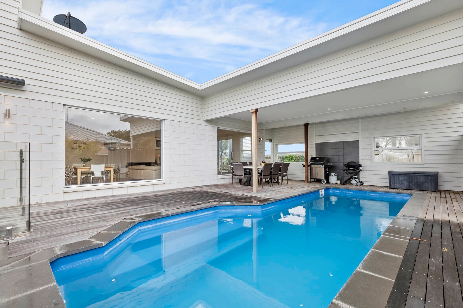 Property Gallery Thumbnail 2