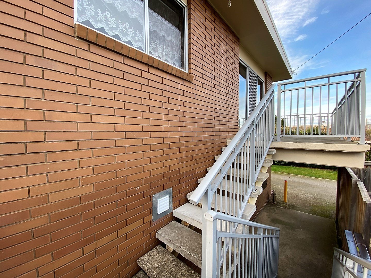 4/3 Stanley Street, Newtown image 4
