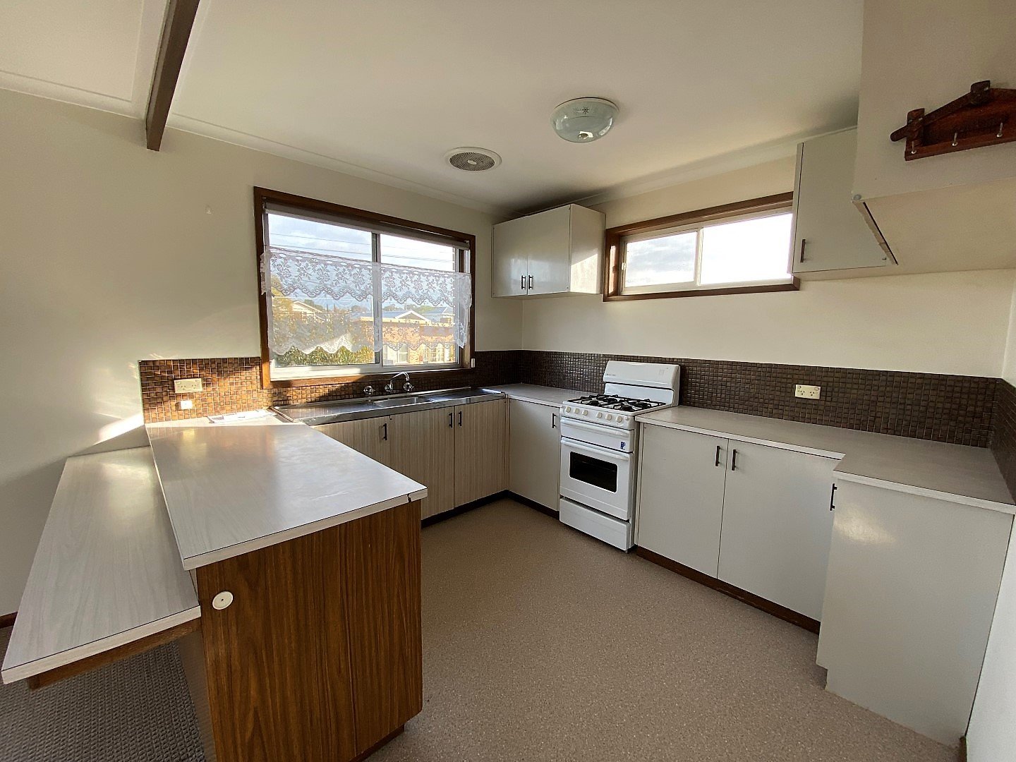 4/3 Stanley Street, Newtown image 13