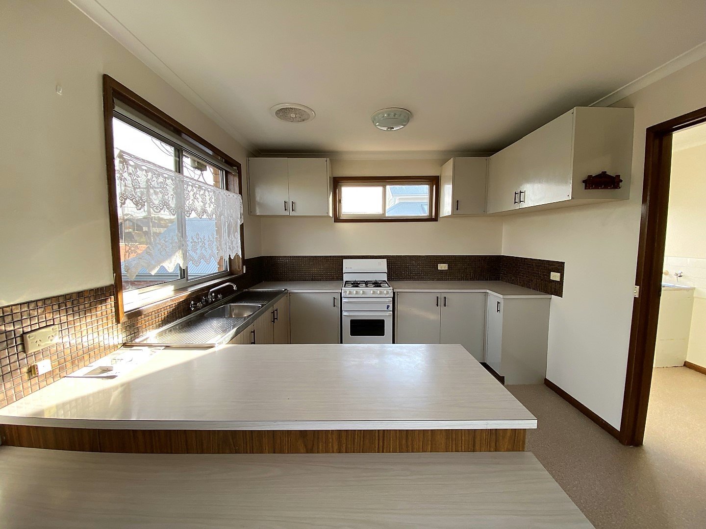 4/3 Stanley Street, Newtown image 14