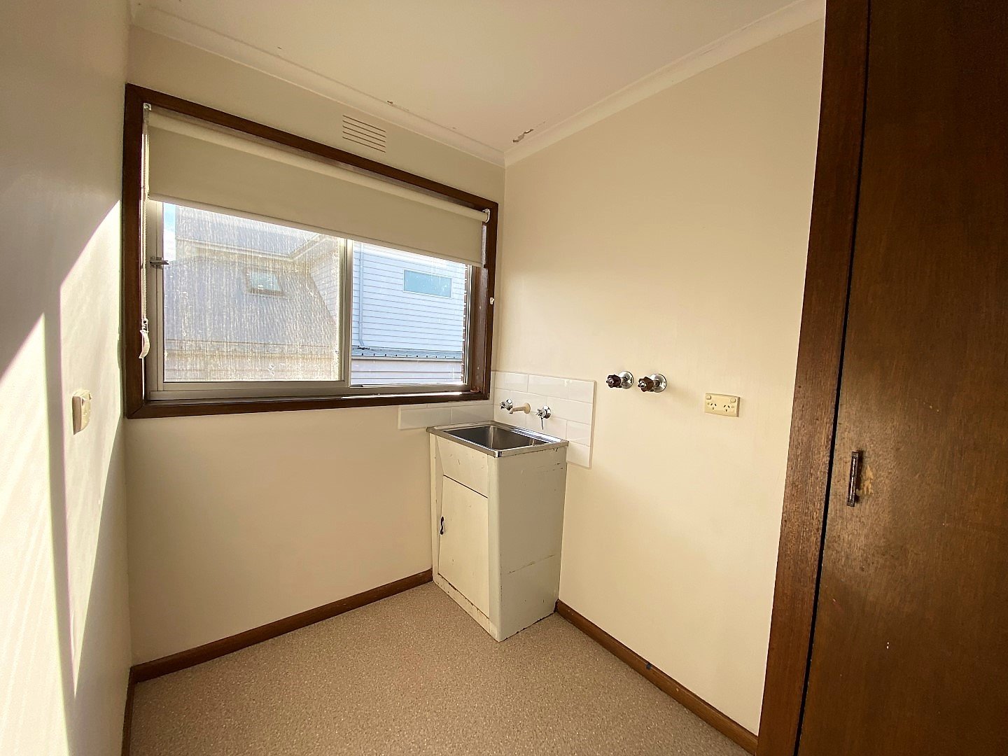 4/3 Stanley Street, Newtown image 15