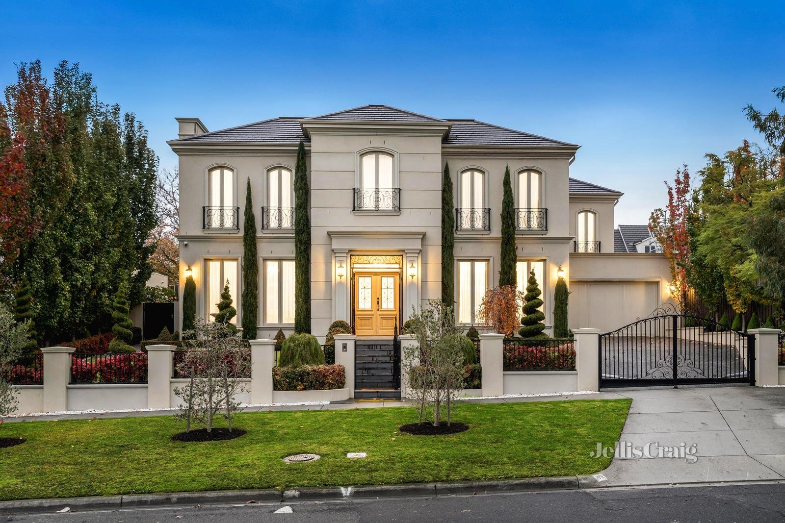 43 The Highway, Mount Waverley image 1