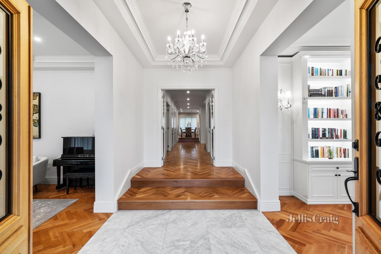 43 The Highway, Mount Waverley image 3