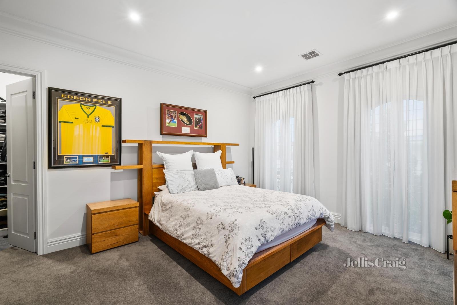 43 The Highway, Mount Waverley image 15