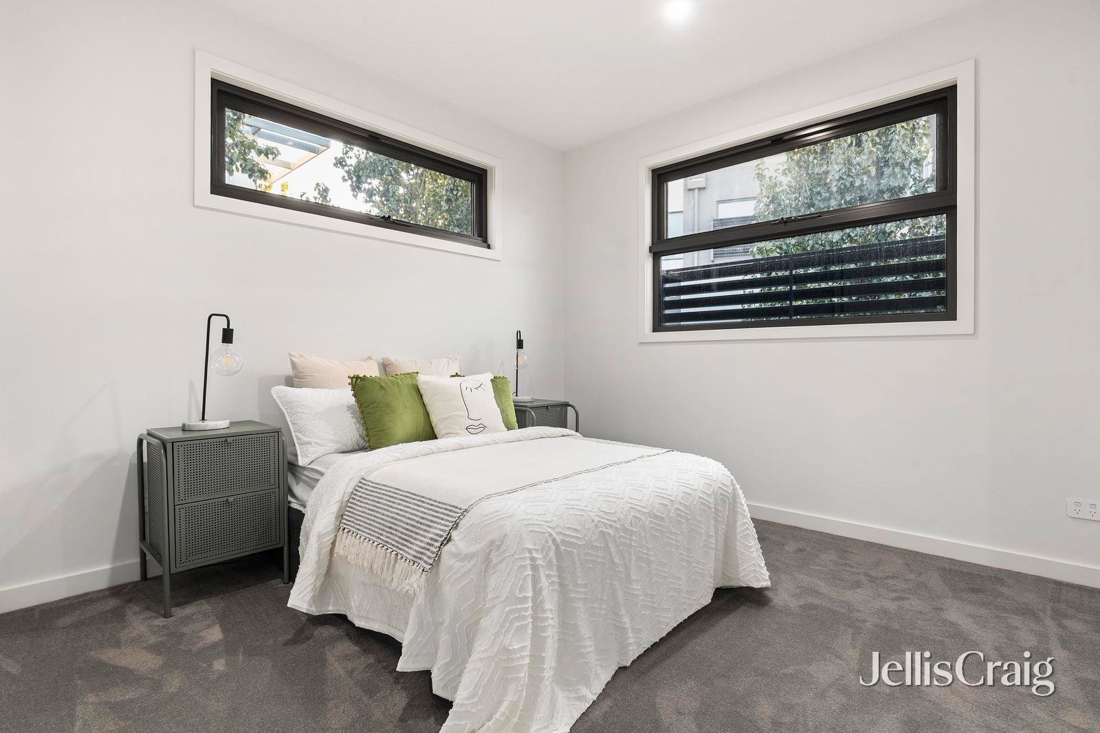 4/3 Thiele Street, Doncaster image 12