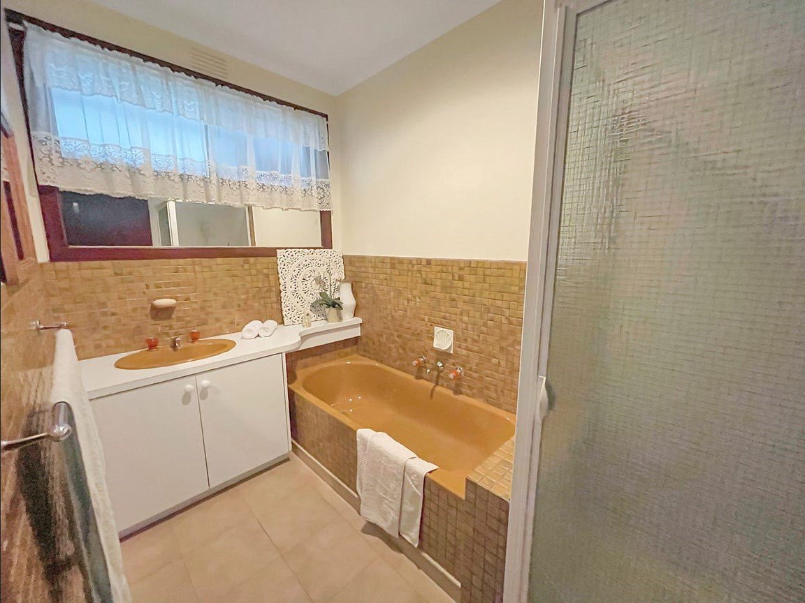 43 Vista Drive, Keilor&nbsp;East image 8