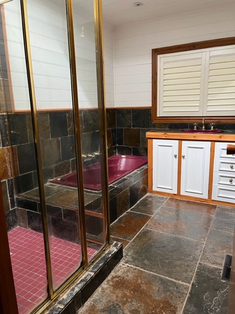 Property Gallery Thumbnail 8