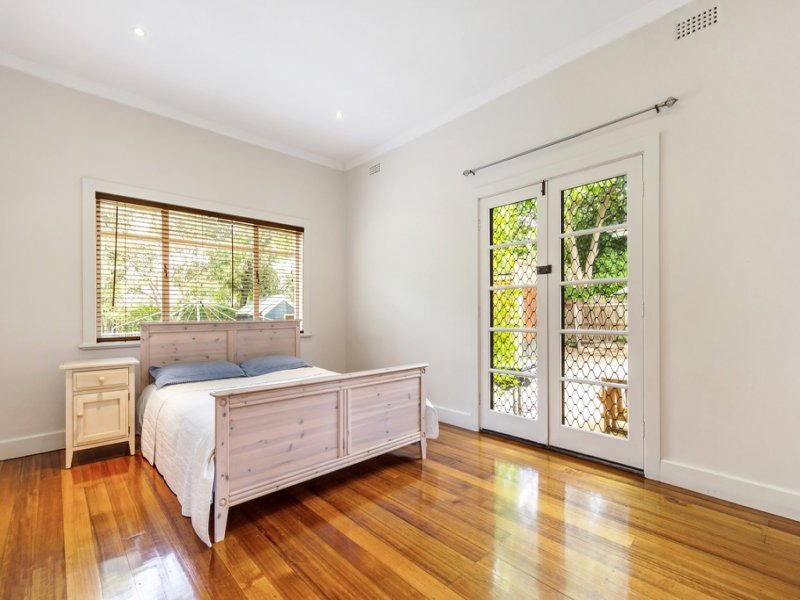 430 Belmore Road, Mont Albert North image 5