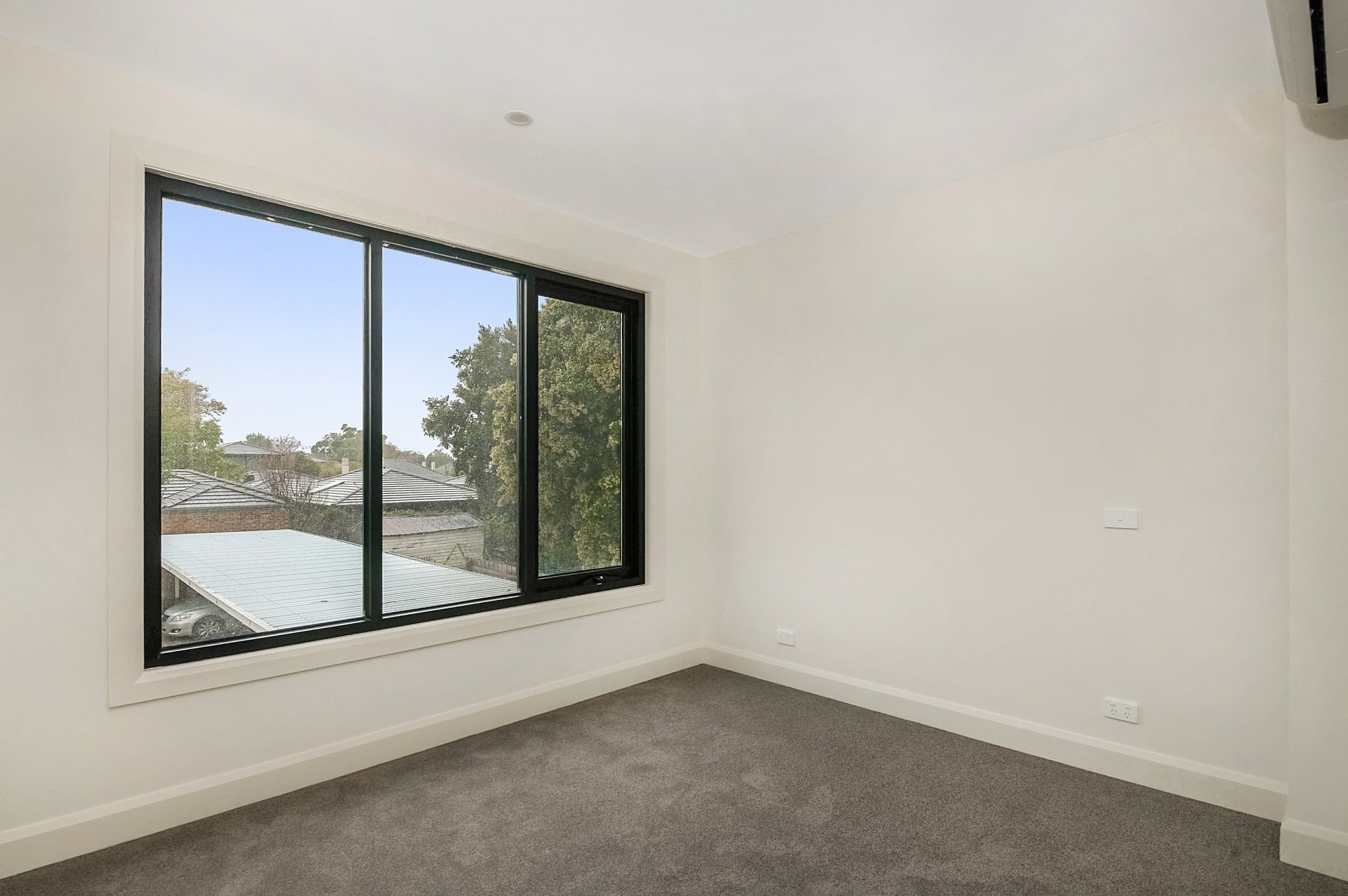 4/30 Holloway Street, Ormond image 4