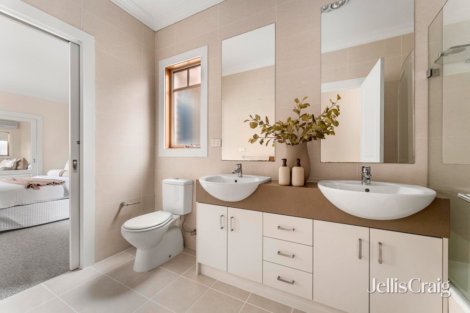 4/30 The Grove, Coburg image 7