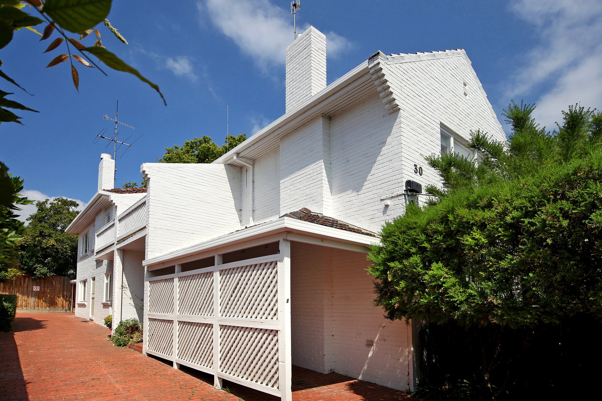 Property Gallery Thumbnail 5