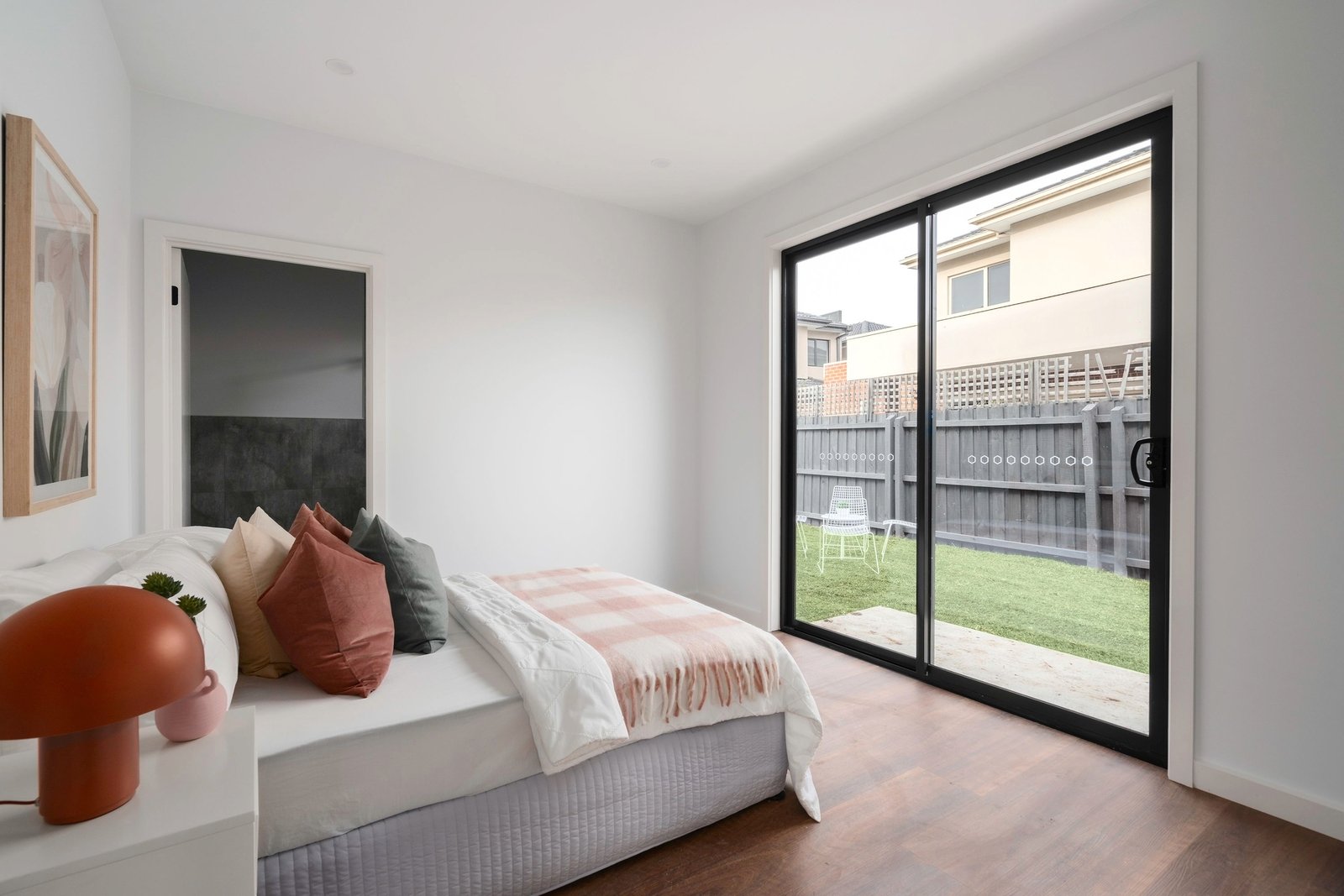 Property Gallery Thumbnail 10