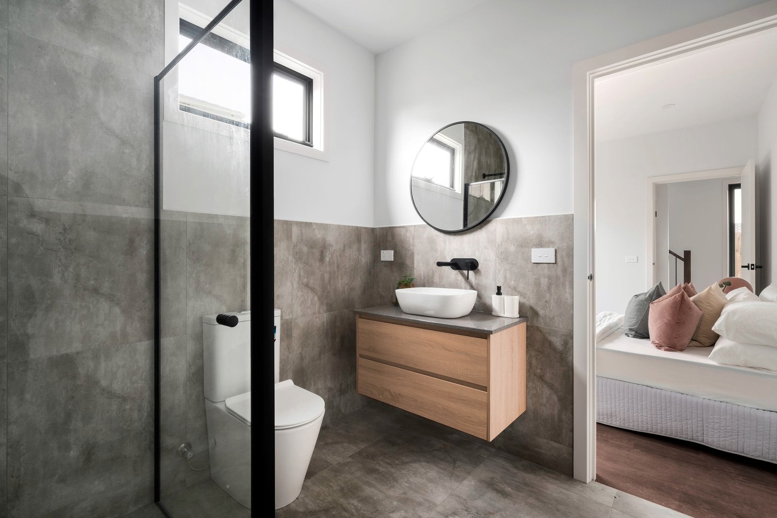 Property Gallery Thumbnail 11