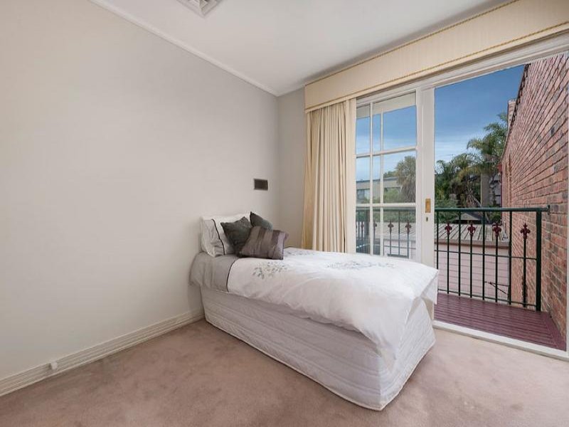 4/307 Auburn Road, Hawthorn image 8
