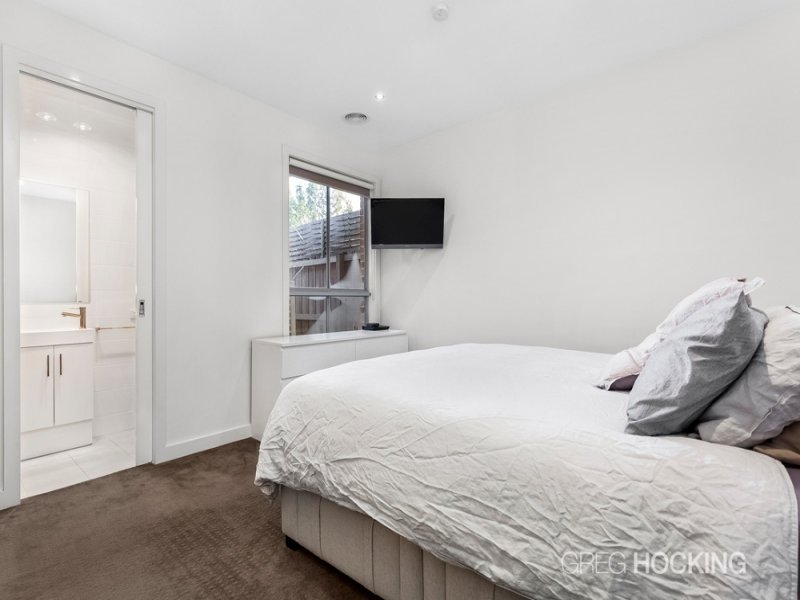 4/31 Clyde Street, Newport image 8