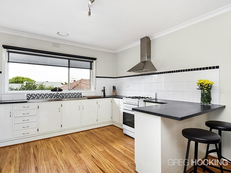 4/31 Millers Road, Altona image 3