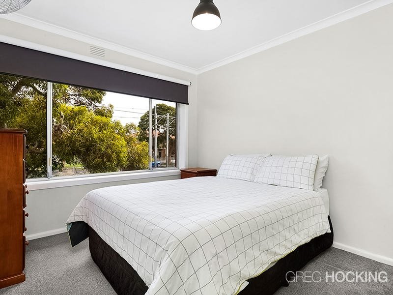 4/31 Millers Road, Altona image 4