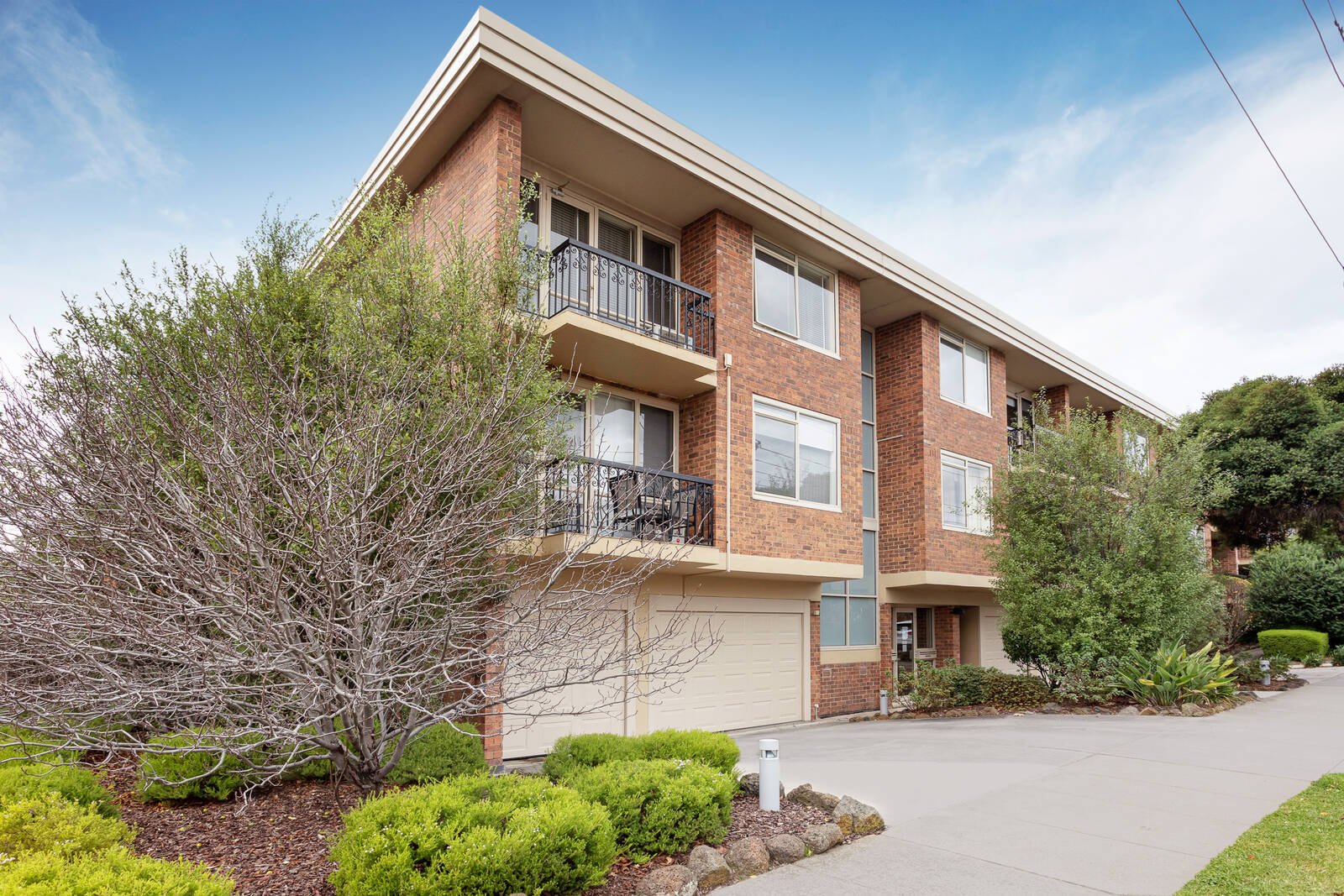Property Gallery - Main Image