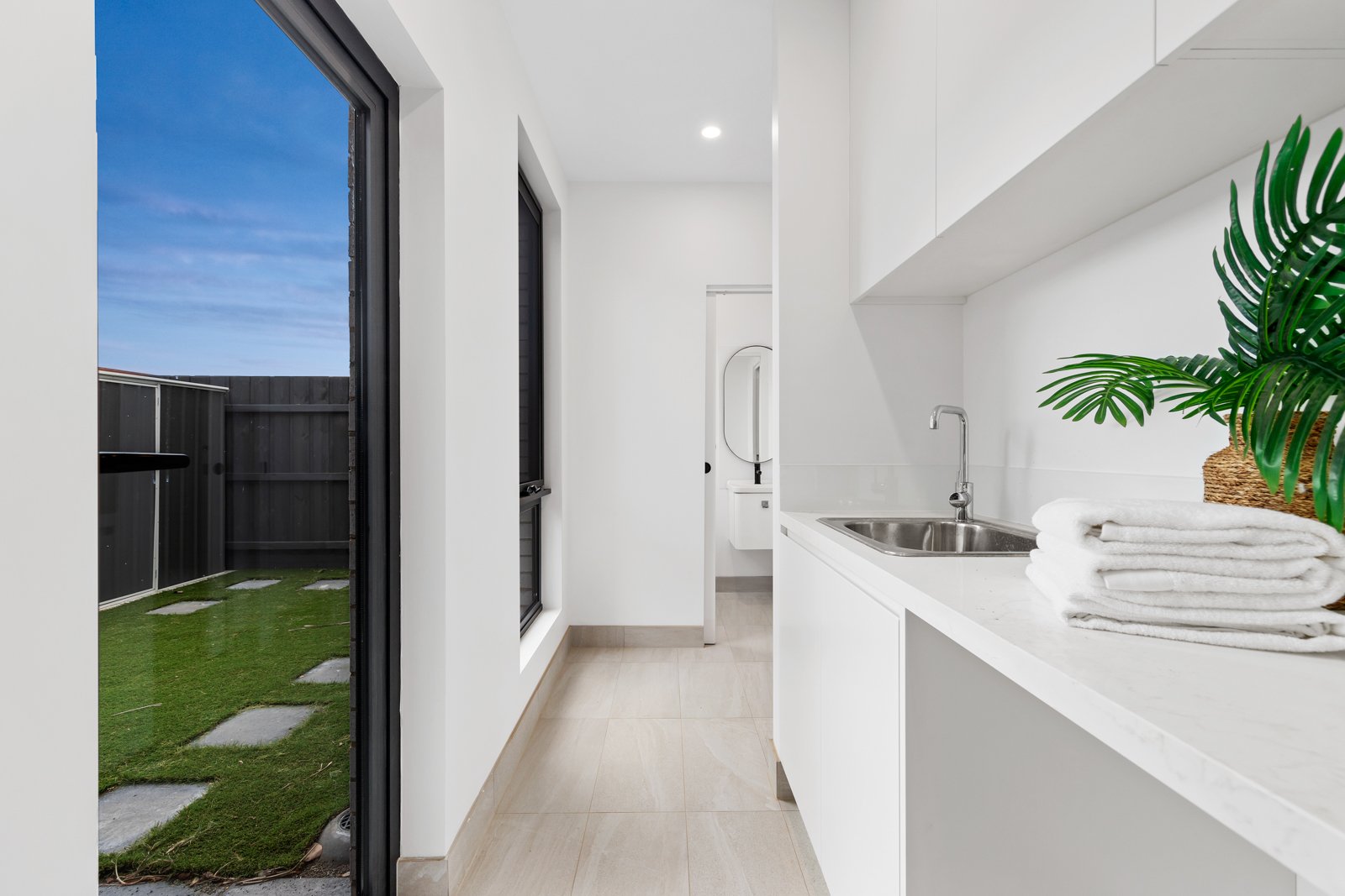 431 Stephensons Road, Mount Waverley image 2