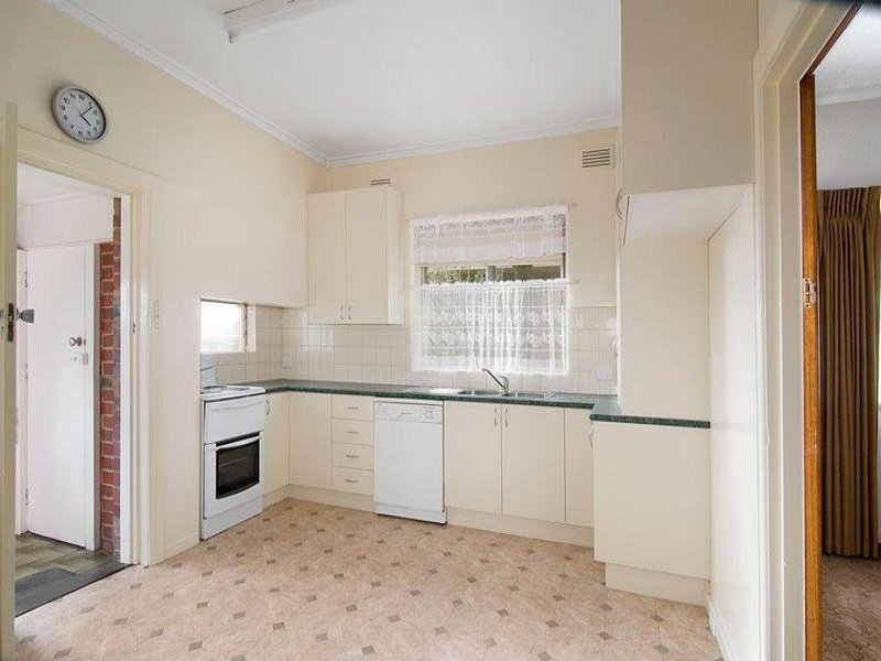 Property Gallery Thumbnail 4