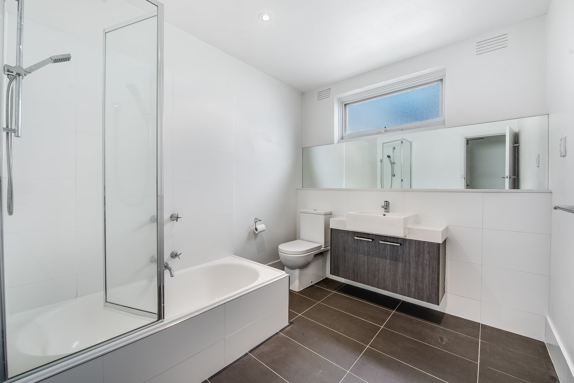 4 / 317 Dandenong Road Windsor