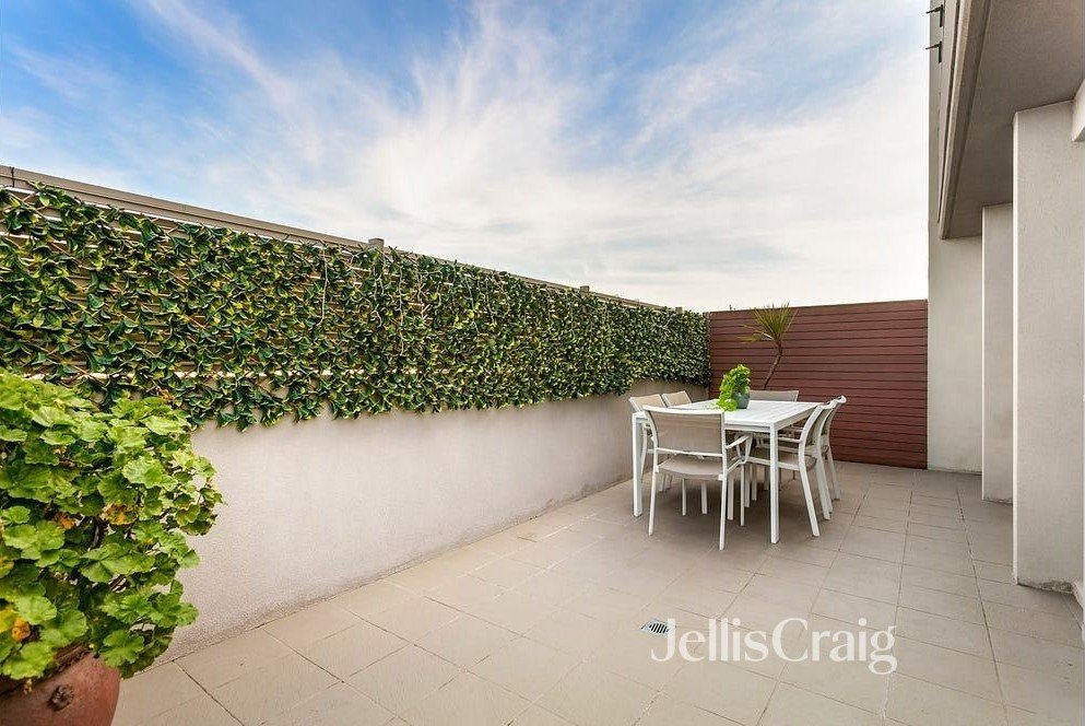 4/32 Dundas Street, Thornbury image 9