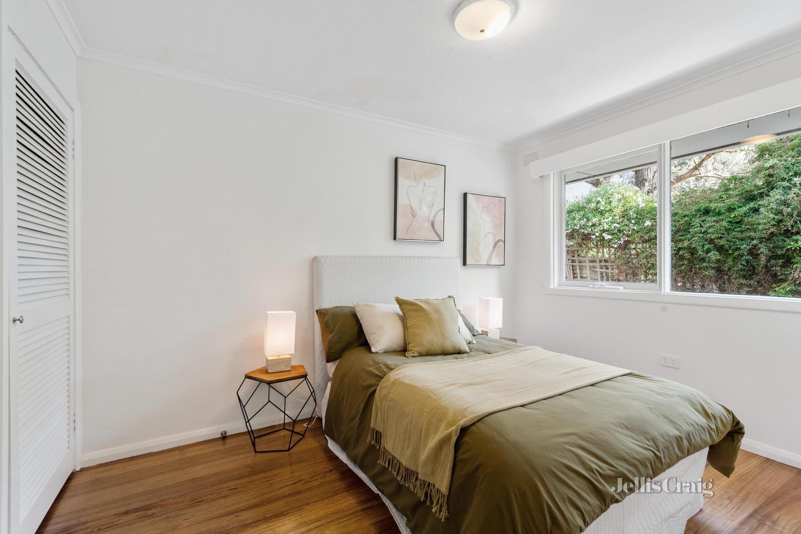 4/32 Firth Street, Doncaster image 5
