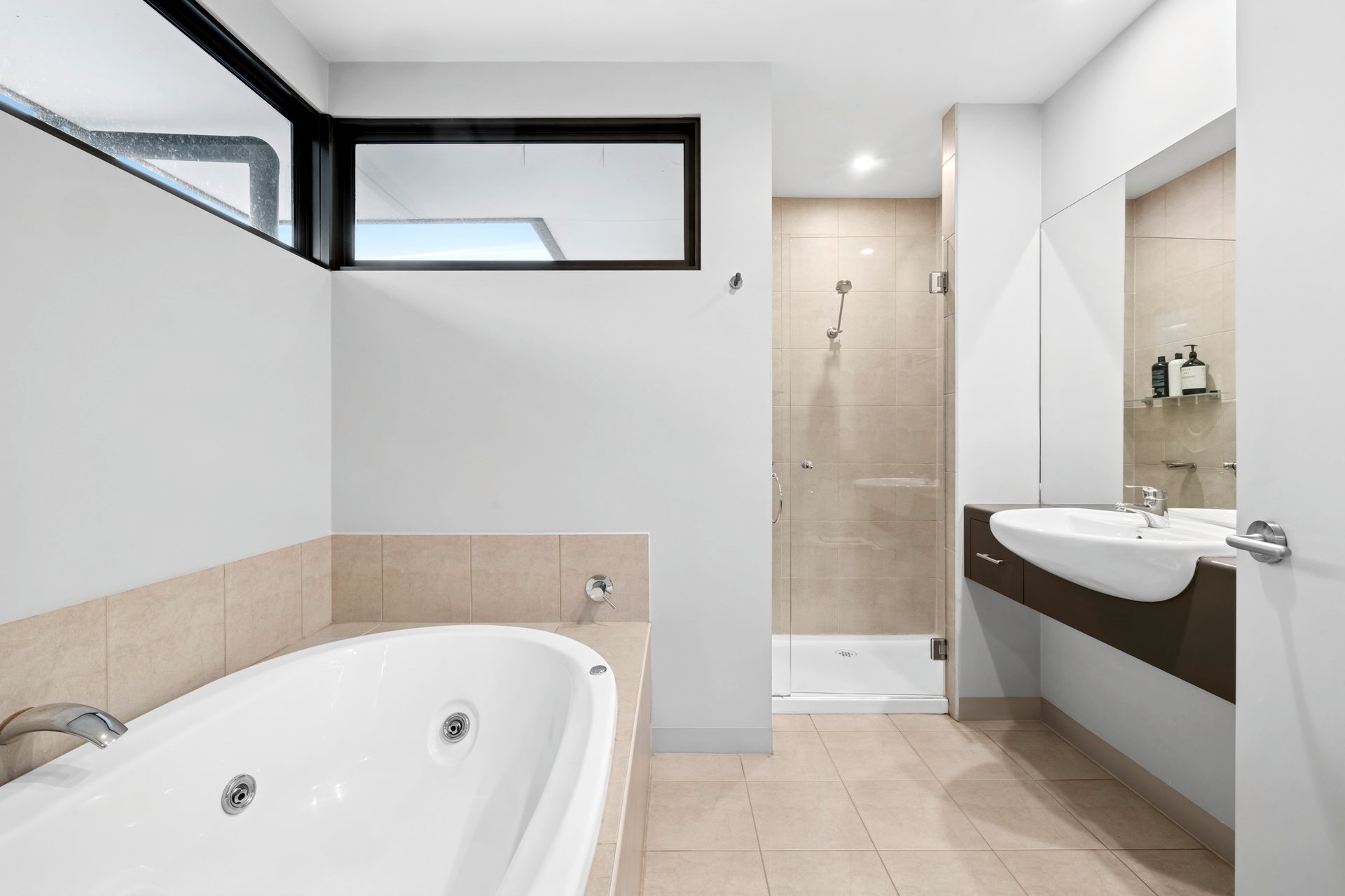 4/32 King Street, Daylesford image 7