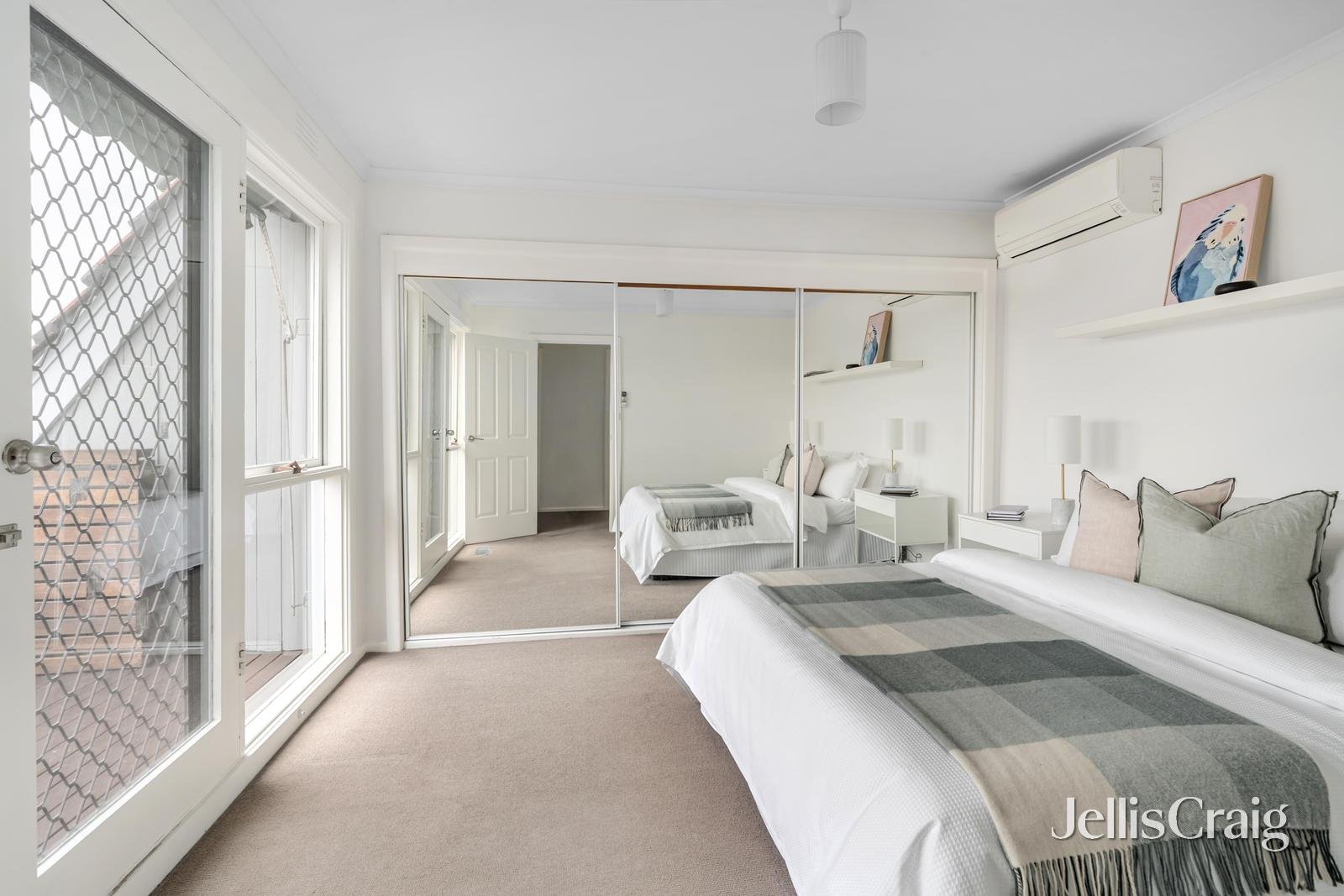 4/32 Strathalbyn Street, Kew East image 5