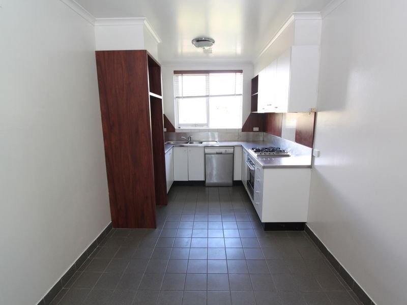 Property Gallery Thumbnail 7