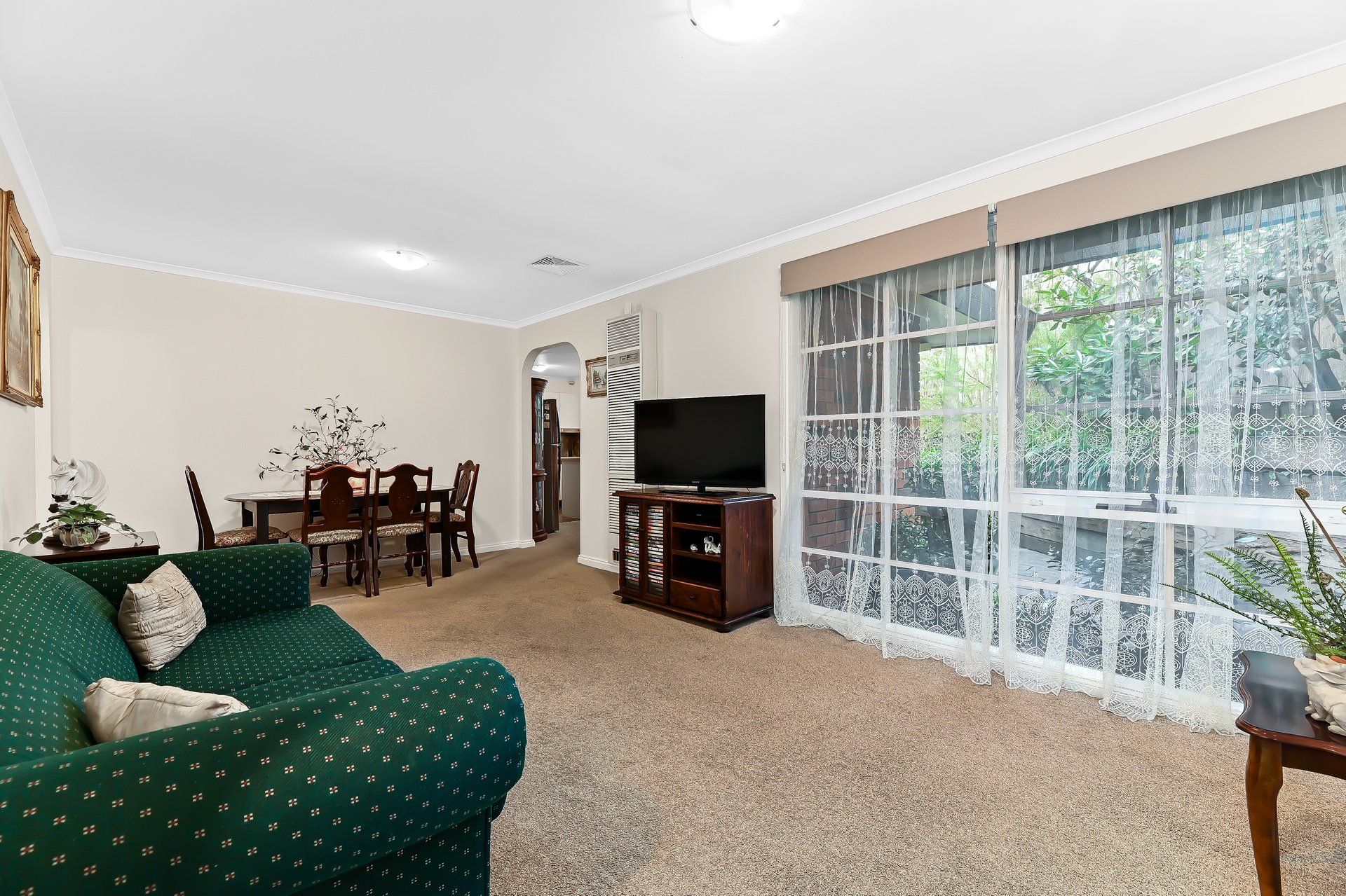 4/321 Blackburn Road, Mount&nbsp;Waverley image 2