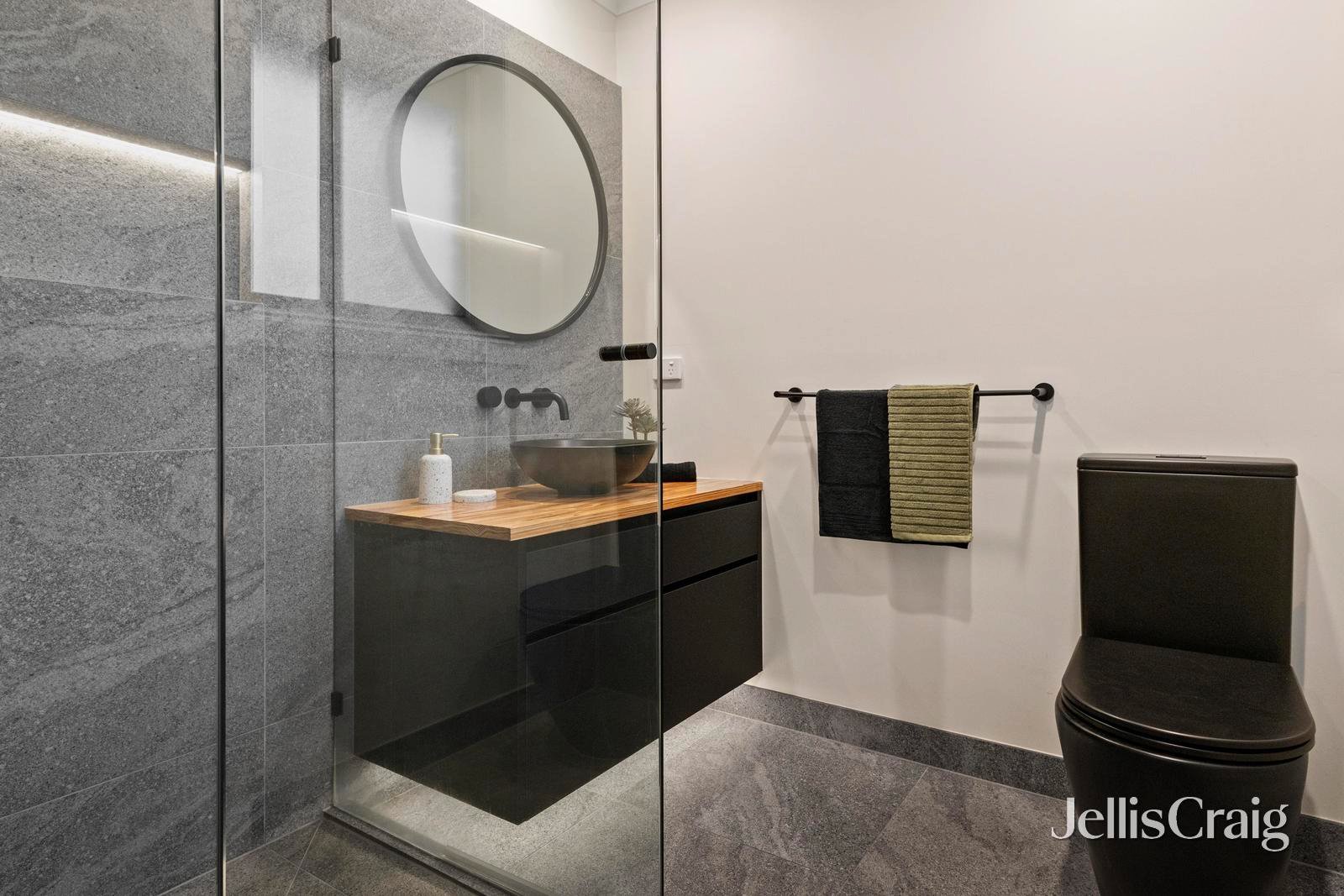 4/33 Mt Dandenong Road, Ringwood East image 9