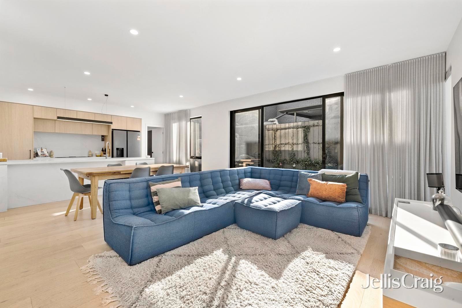 43/325 Station Street, Box&nbsp;Hill&nbsp;South image 2