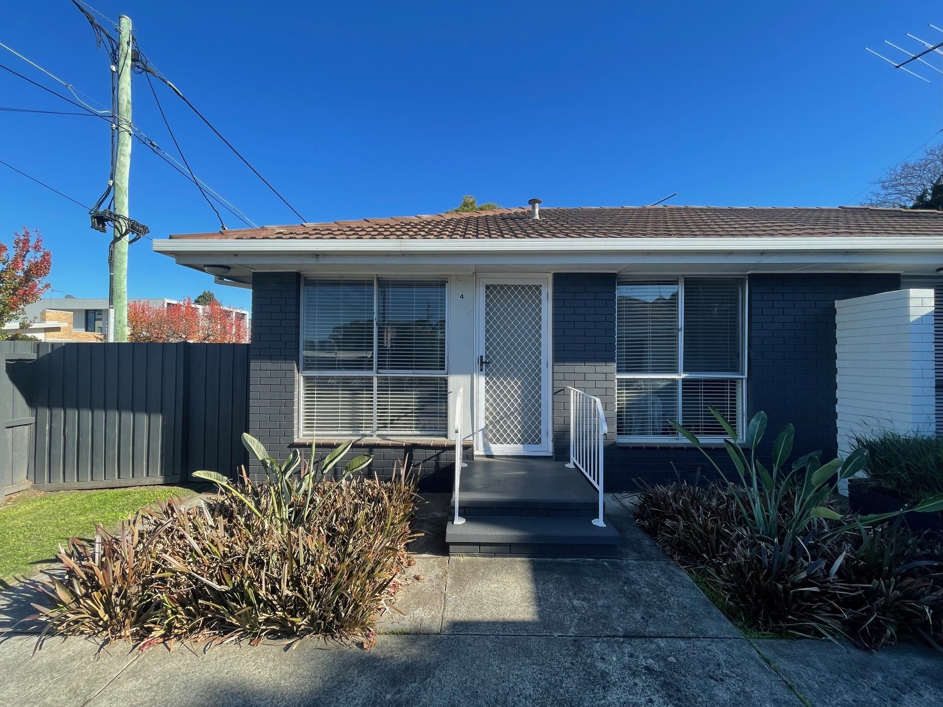 4/339 Pakington Street, Newtown image 1
