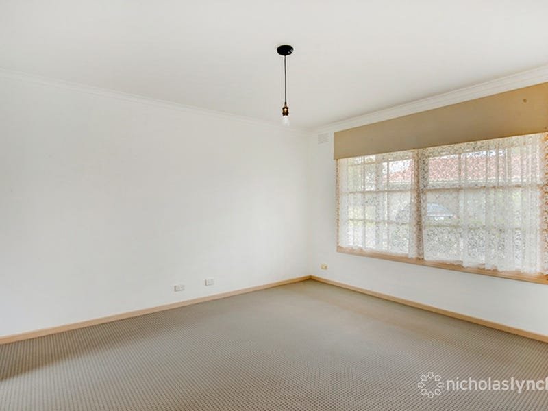 Property Gallery Thumbnail 8