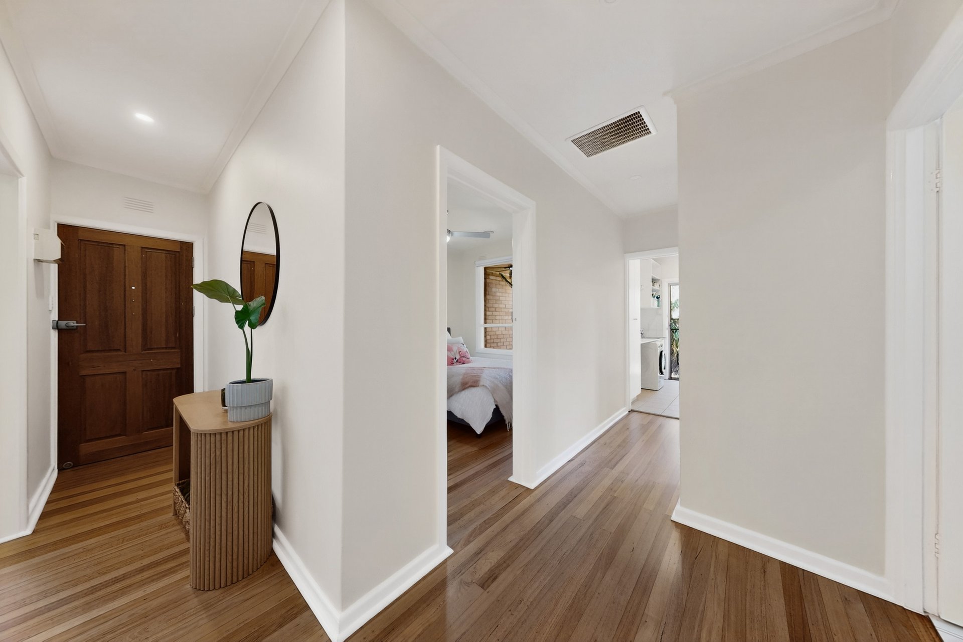 4/34 Durham Road, Surrey&nbsp;Hills image 4