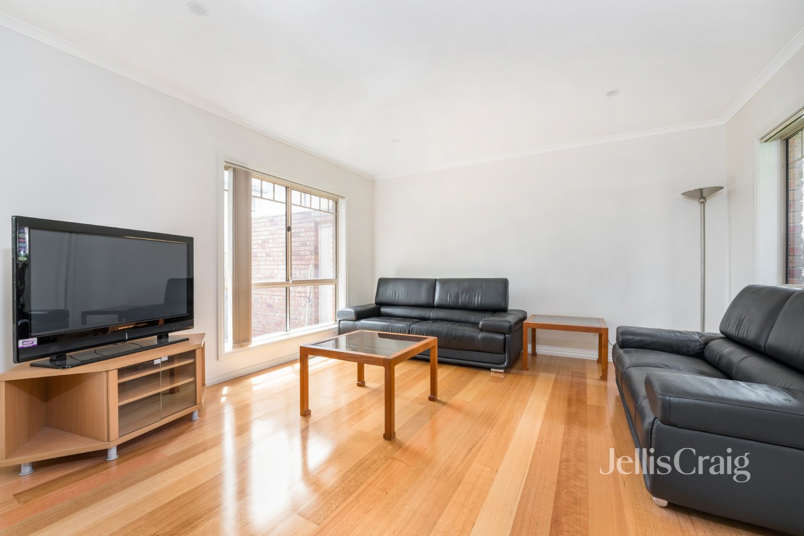 4/35-37 William Street, Greensborough image 3