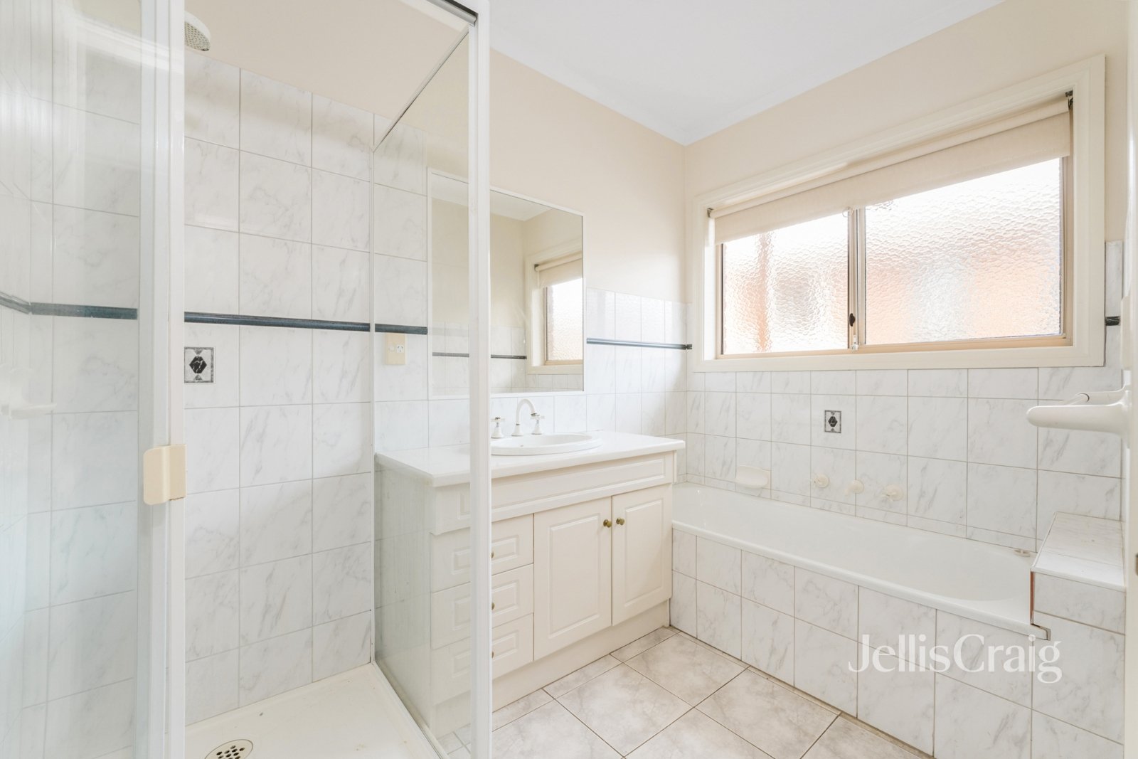 4/35-37 William Street, Greensborough image 5